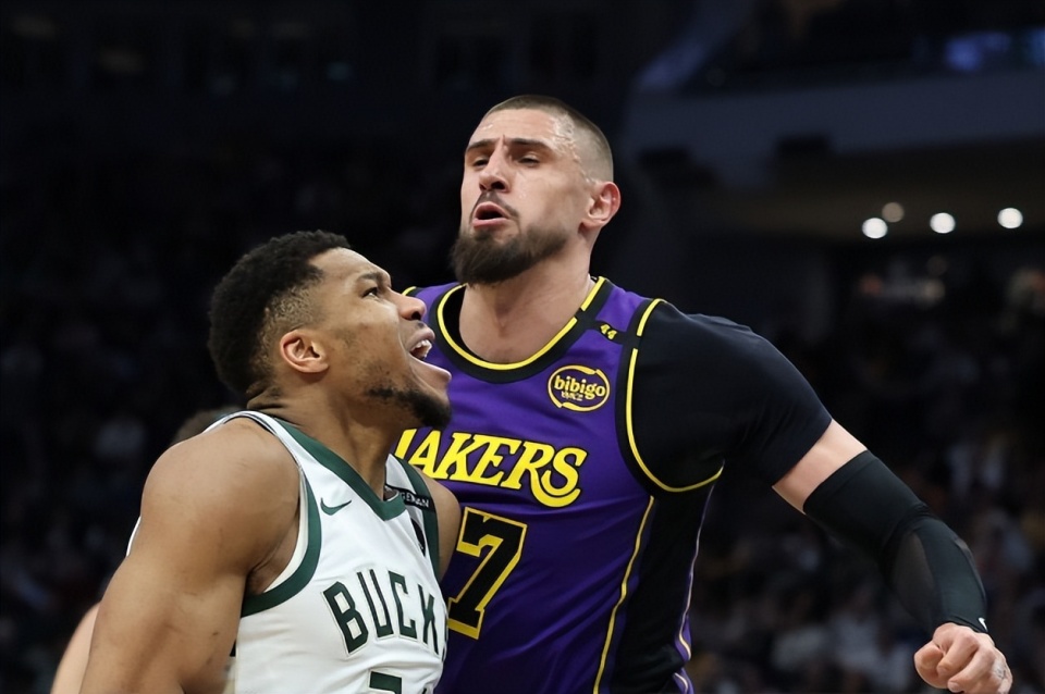 开云-东契奇焦点对战，穆古鲁扎与40激战切尔西分钟，领先优势明显胜负难料！